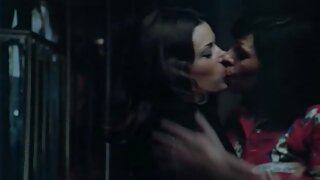Kelsi Monroe bliver ordentligt kneppet på gulvet gratis danske sexfilm - 2022-03-13 01:51:36